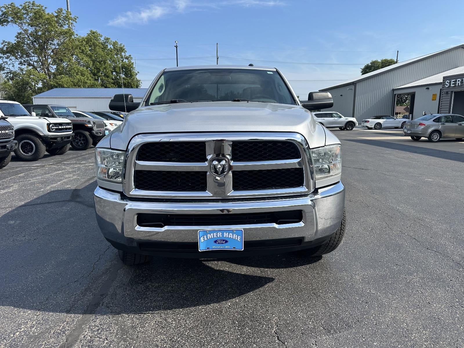 Used 2016 RAM Ram 2500 Pickup Tradesman with VIN 3C6UR5CJ3GG157981 for sale in Kansas City
