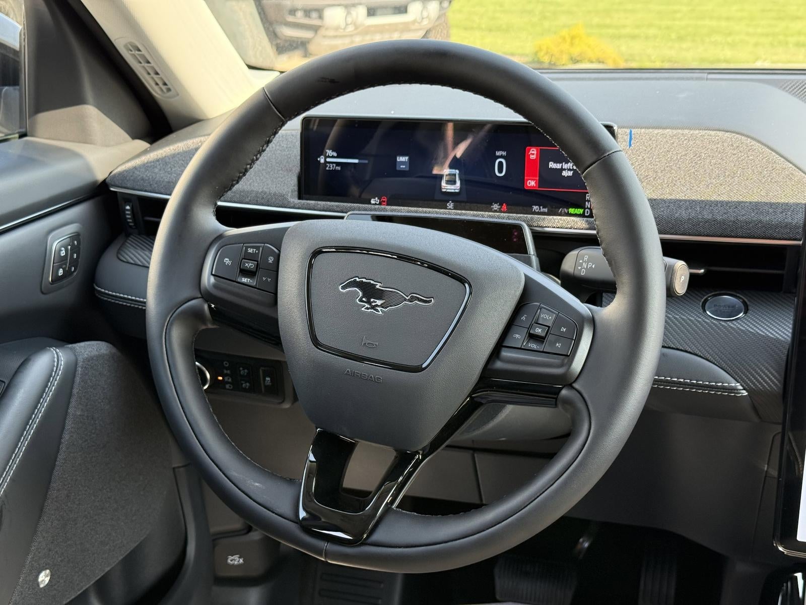 2025 Ford Mustang Mach-E Premium AWD