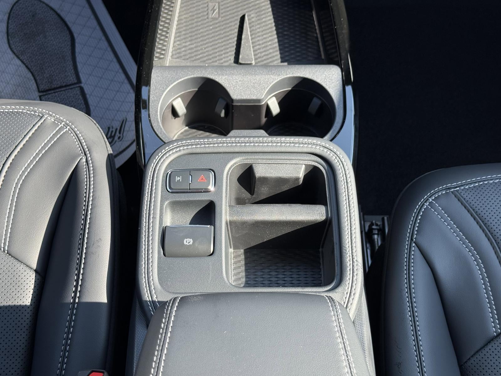 2025 Ford Mustang Mach-E Premium AWD