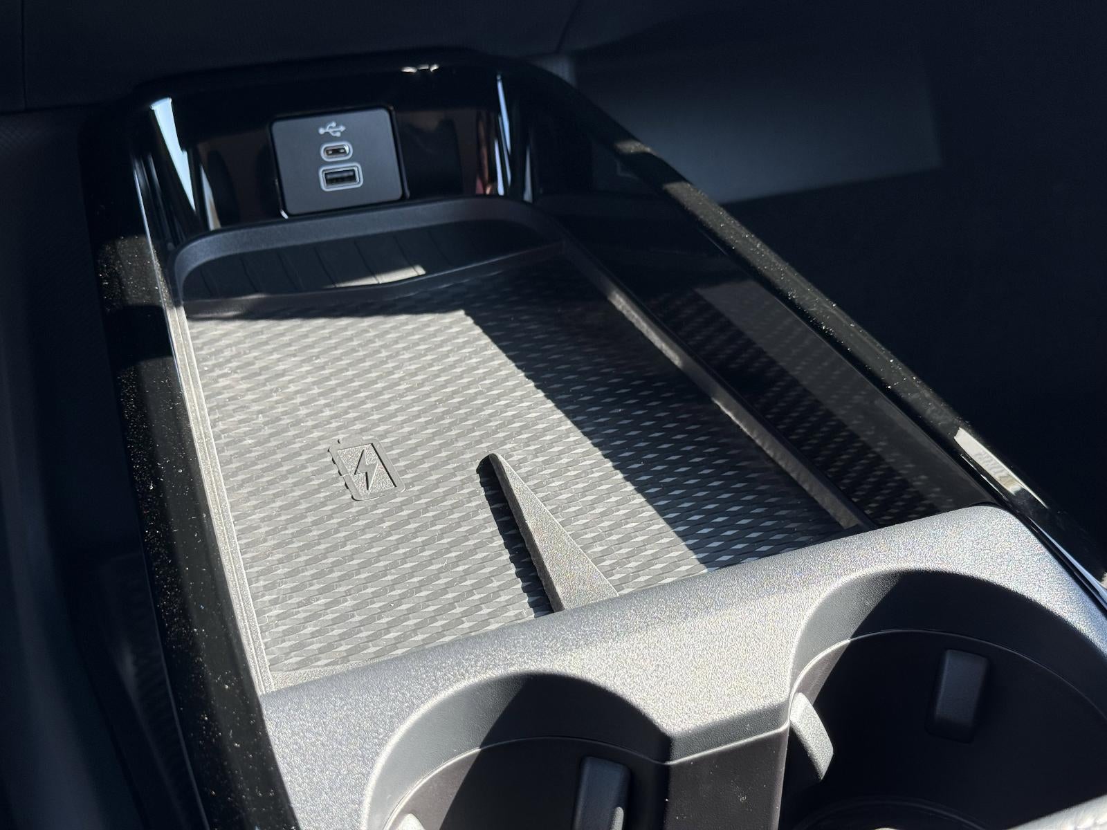 2025 Ford Mustang Mach-E Premium AWD