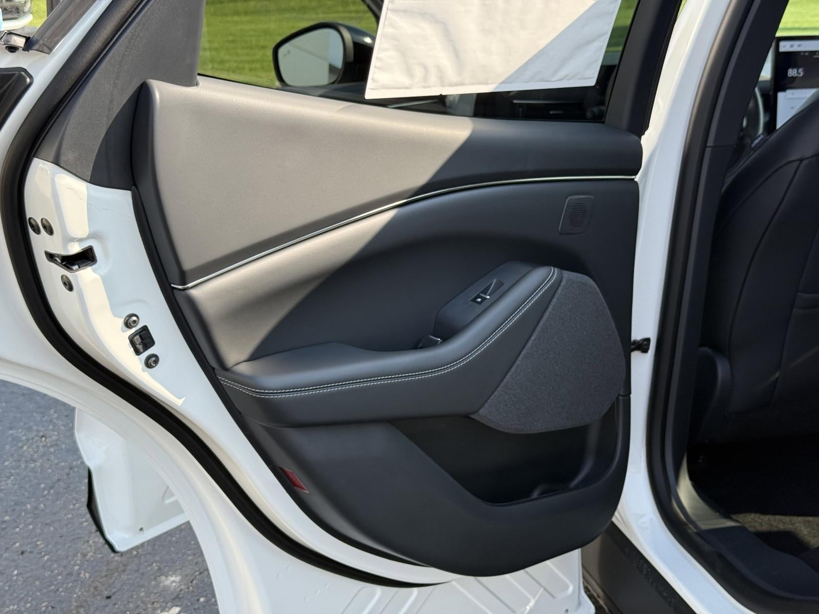 2025 Ford Mustang Mach-E Premium AWD