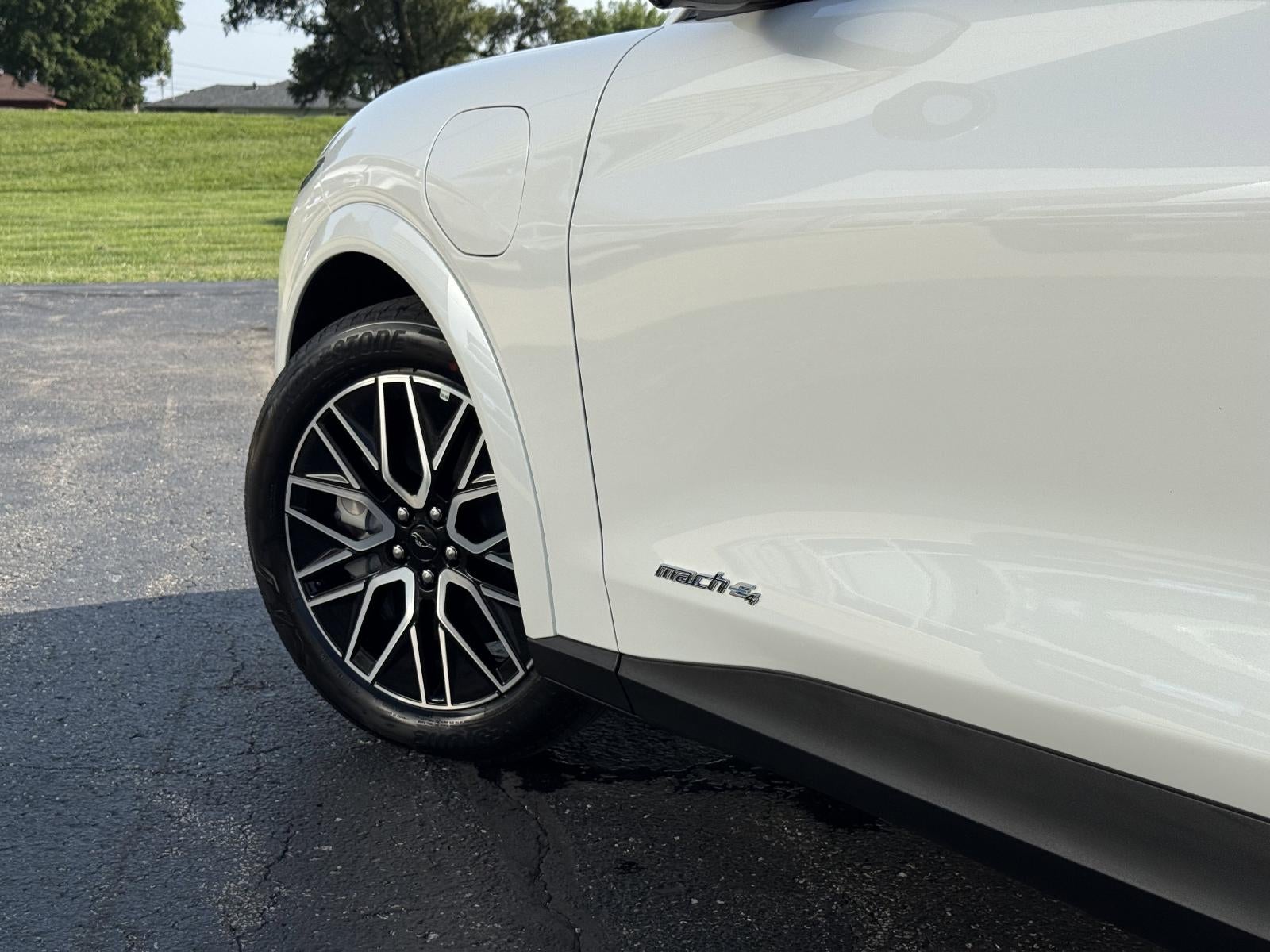 2025 Ford Mustang Mach-E Premium AWD