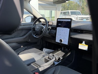 2025 Ford Mustang Mach-E Premium AWD