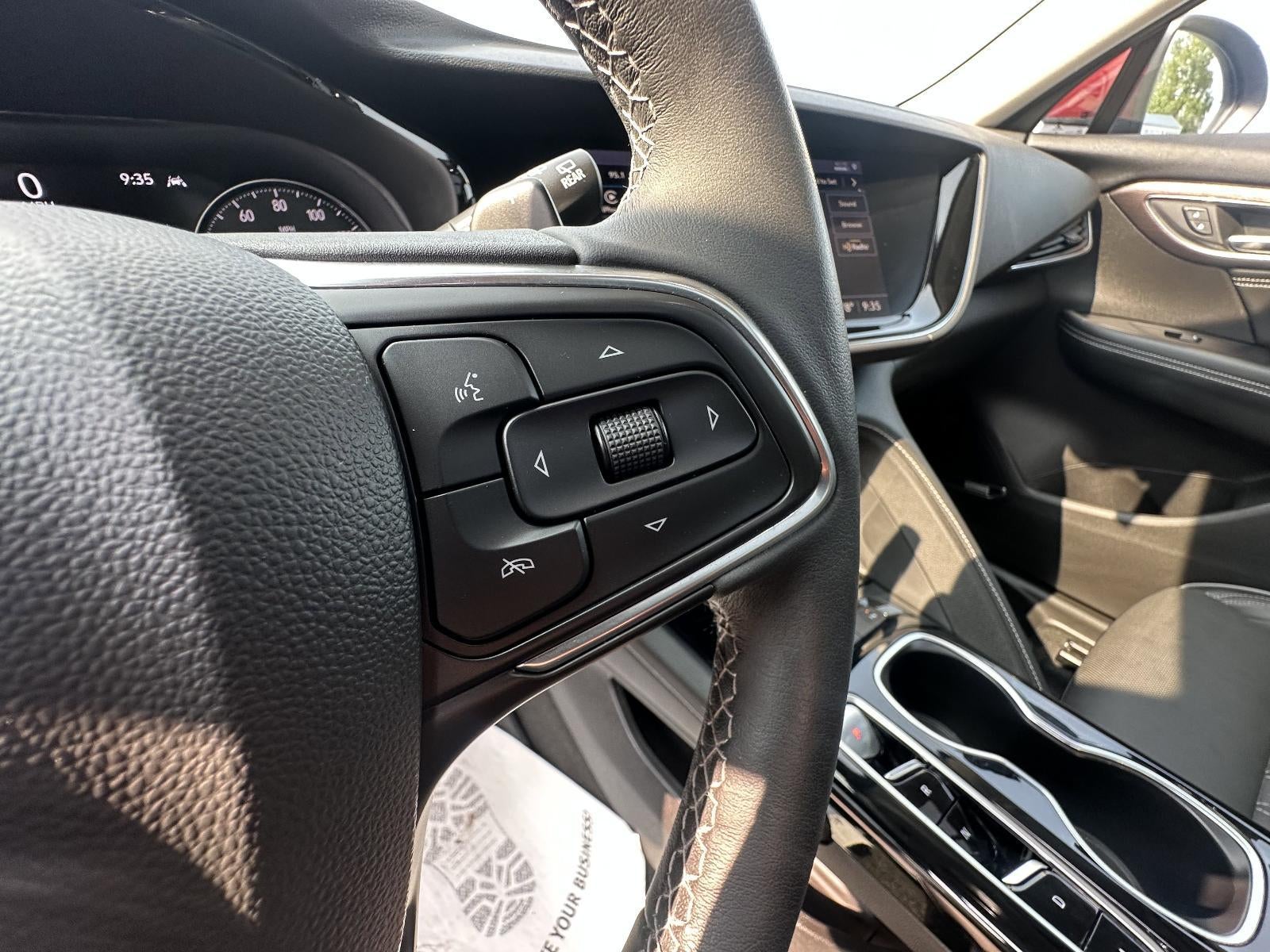 2021 Buick Envision AWD 4dr Avenir