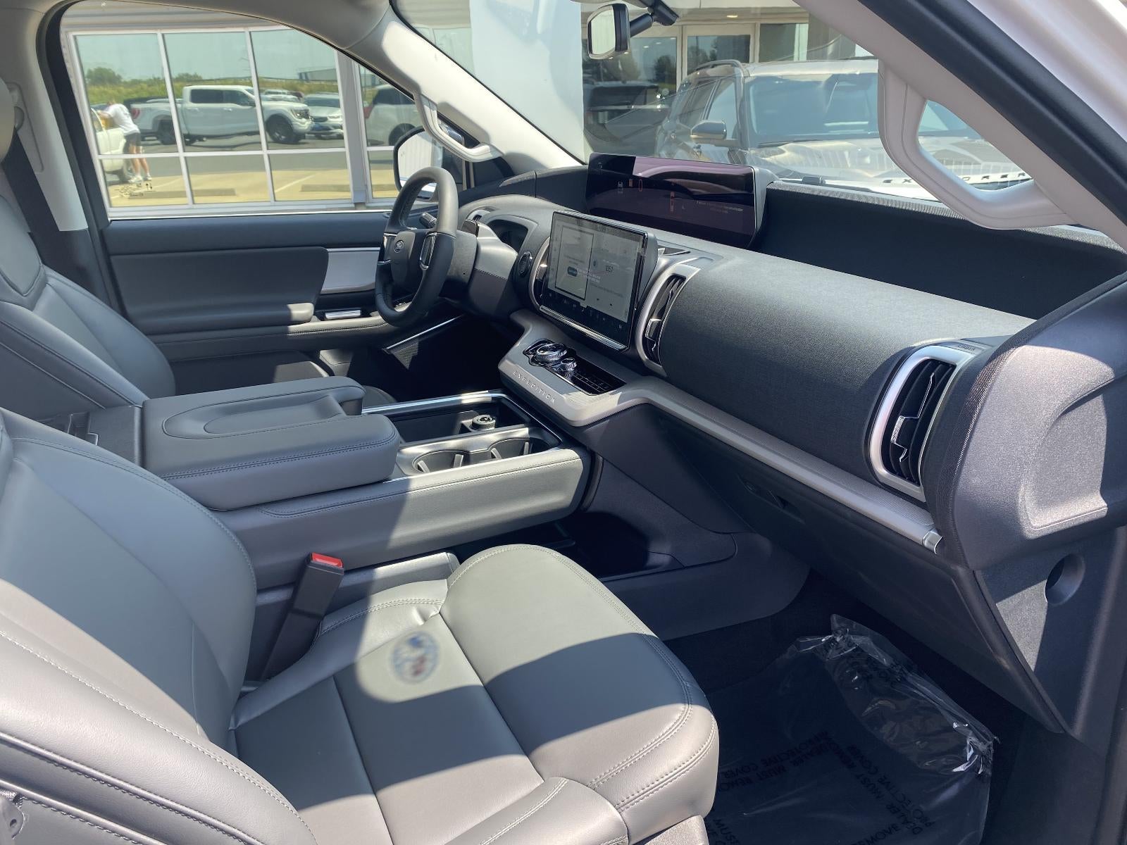 2027 Ford Expedition Active