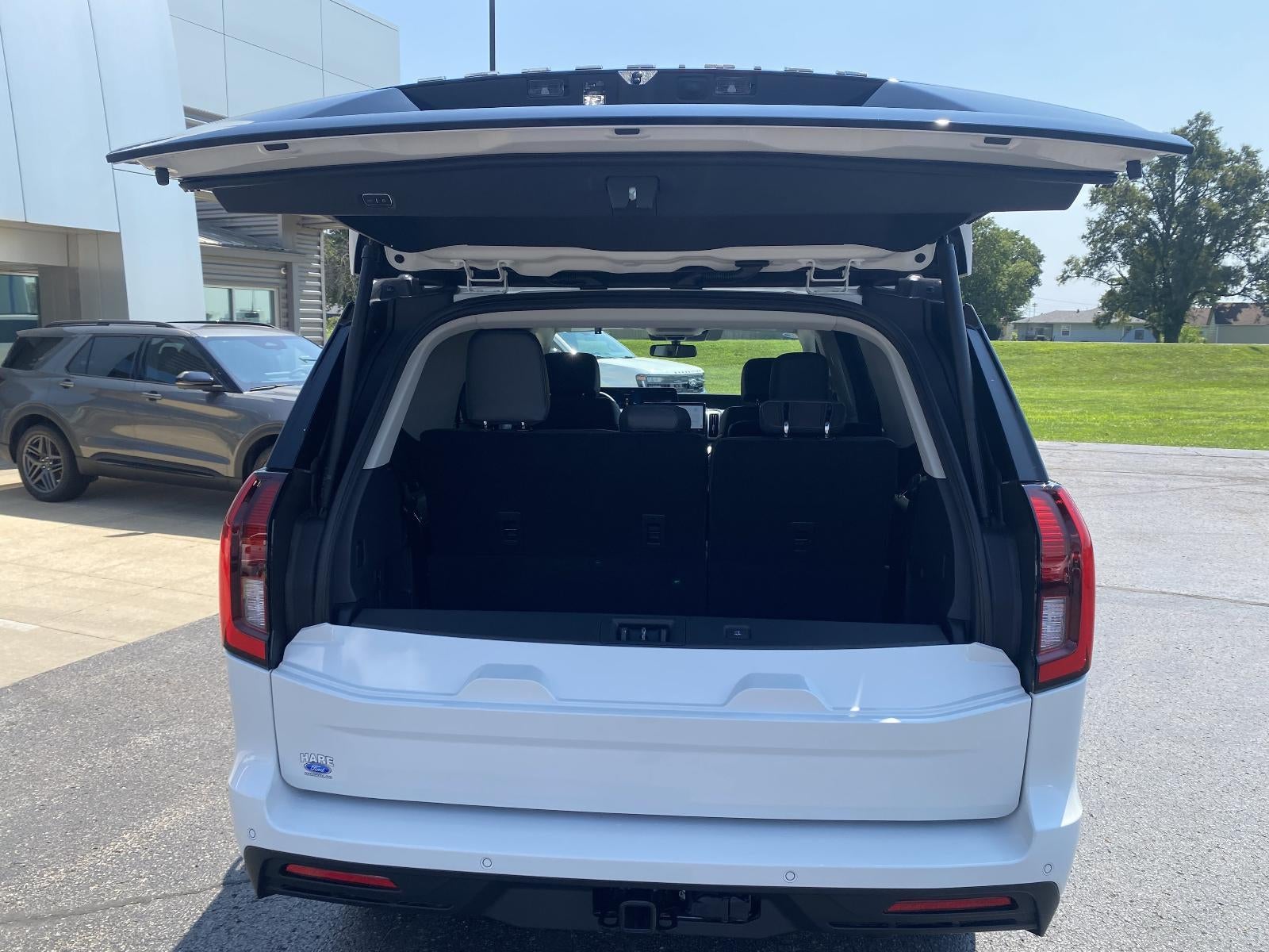 2027 Ford Expedition Active